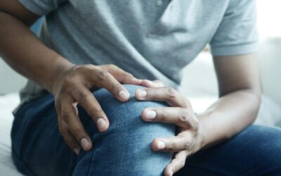 Knee Pain When Squatting or Straightening: Common Causes & What You Can Do